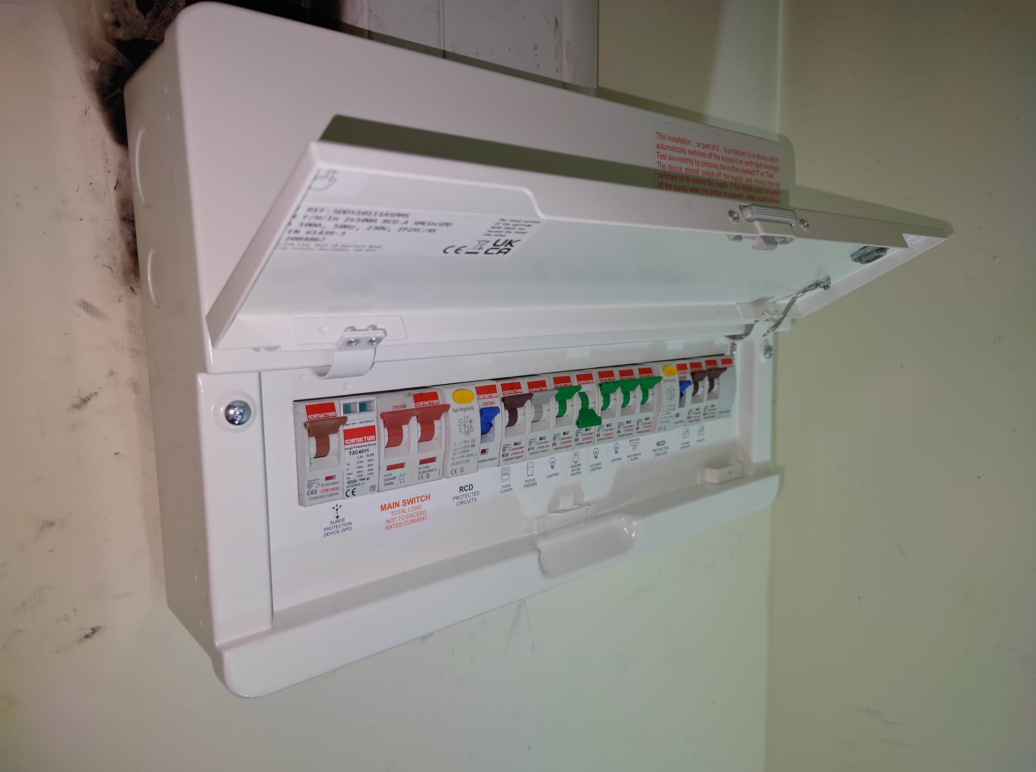 Bright Sparks emergency electrician on call in Sussex